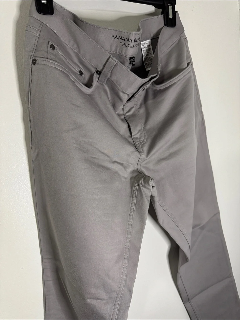Banana Republic Men's 32x30 Light Gray Slim Traveler Pants